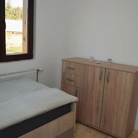 Planinska Kuca Srna *