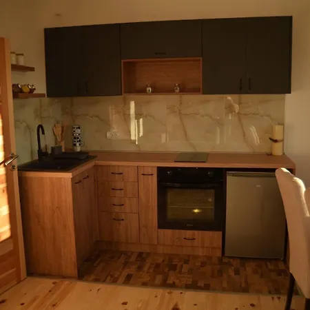 Planinska Kuca Srna بيت للعطل