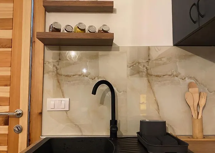 Planinska Kuca Srna باغينا باستا