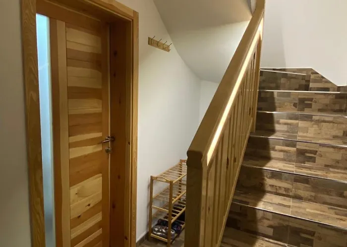 بيت للعطل Planinska Kuca Srna باغينا باستا