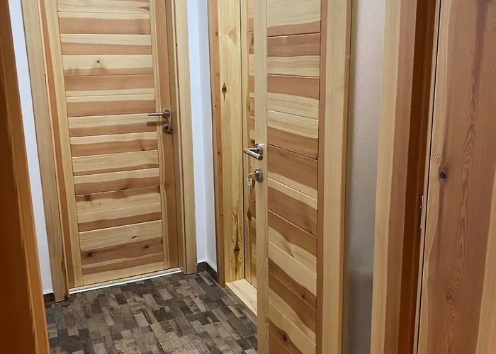 Planinska Kuca Srna *